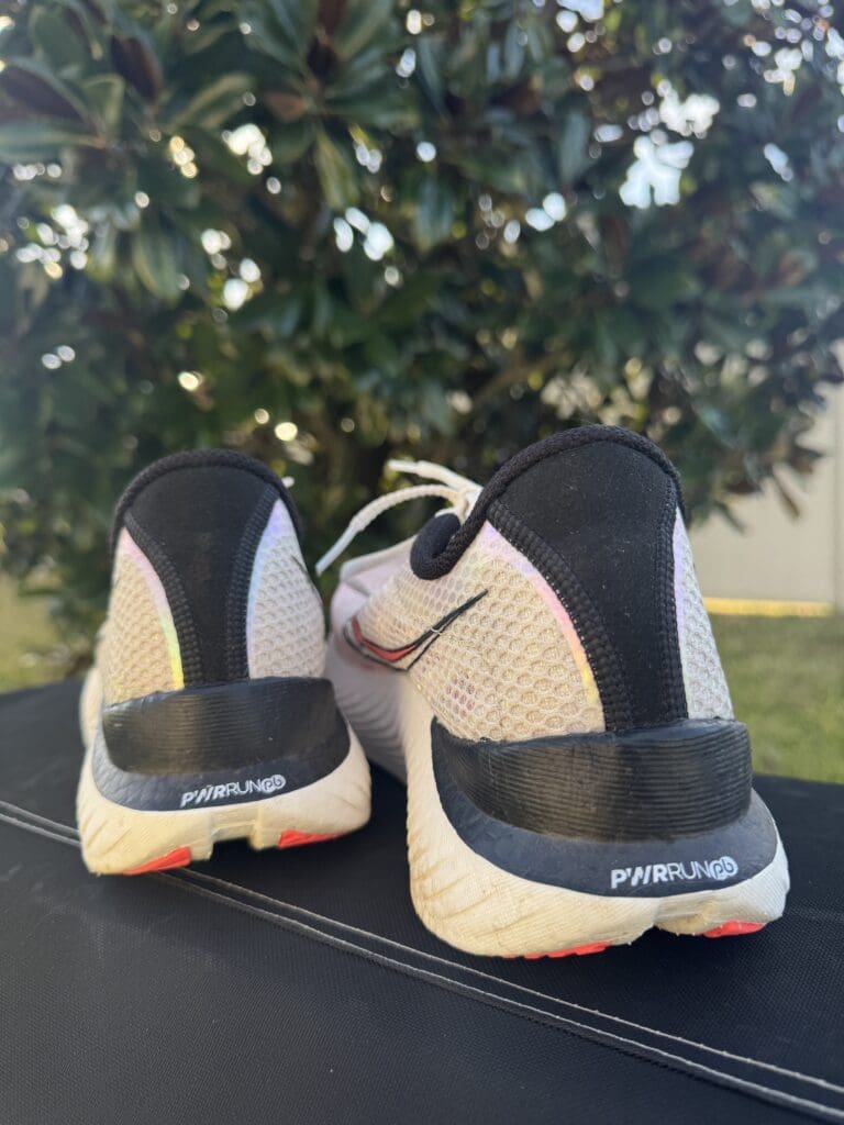 Saucony Endorphin Pro 3 heel