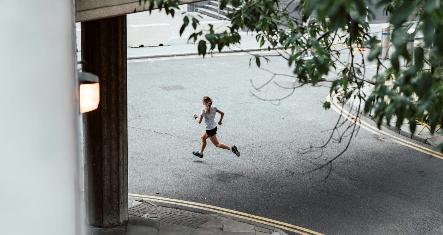 How to Start Running (Even If You Hate It): Why Walking Is the Secret for Beginners girl running outside