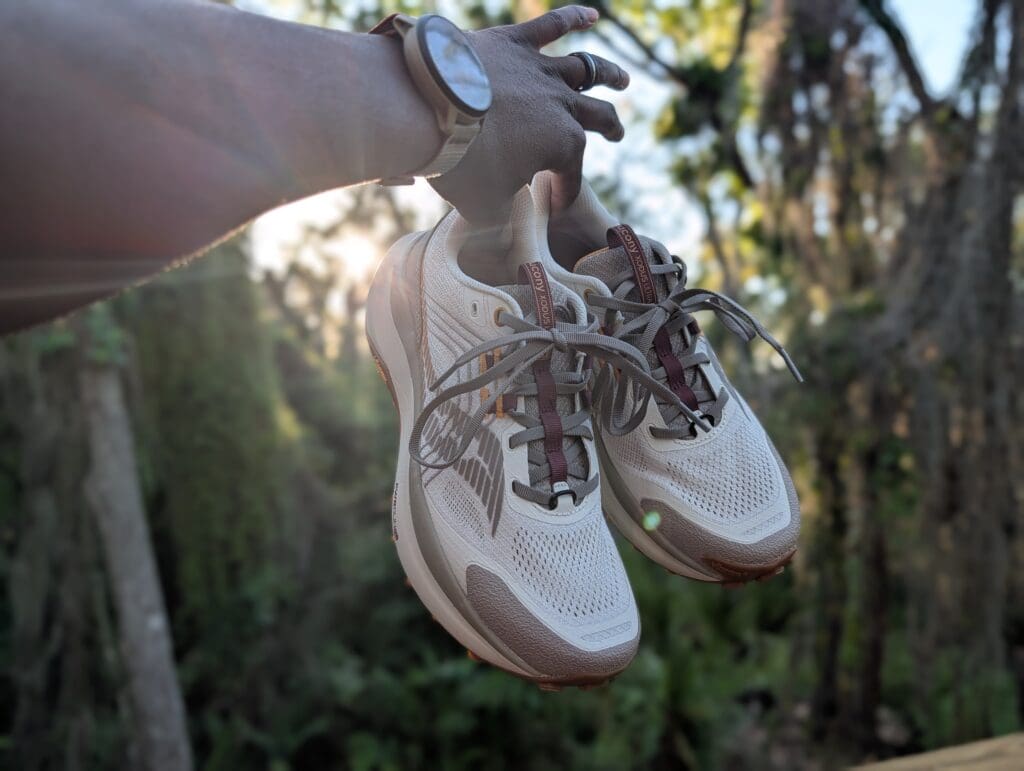 Sauconby Xodus Ultra 4 in hand