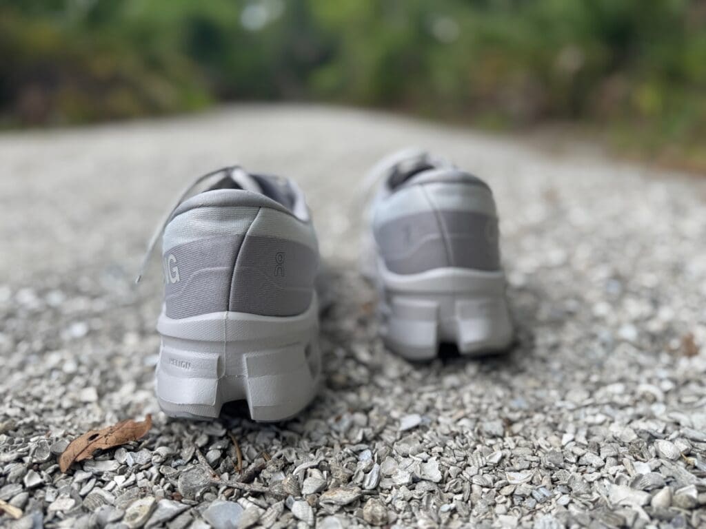 On Cloudmonster 3 Heel On gravel running path