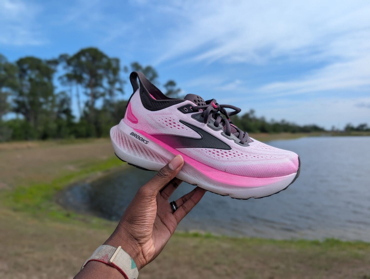 Brooks Glycerin 23s in hand