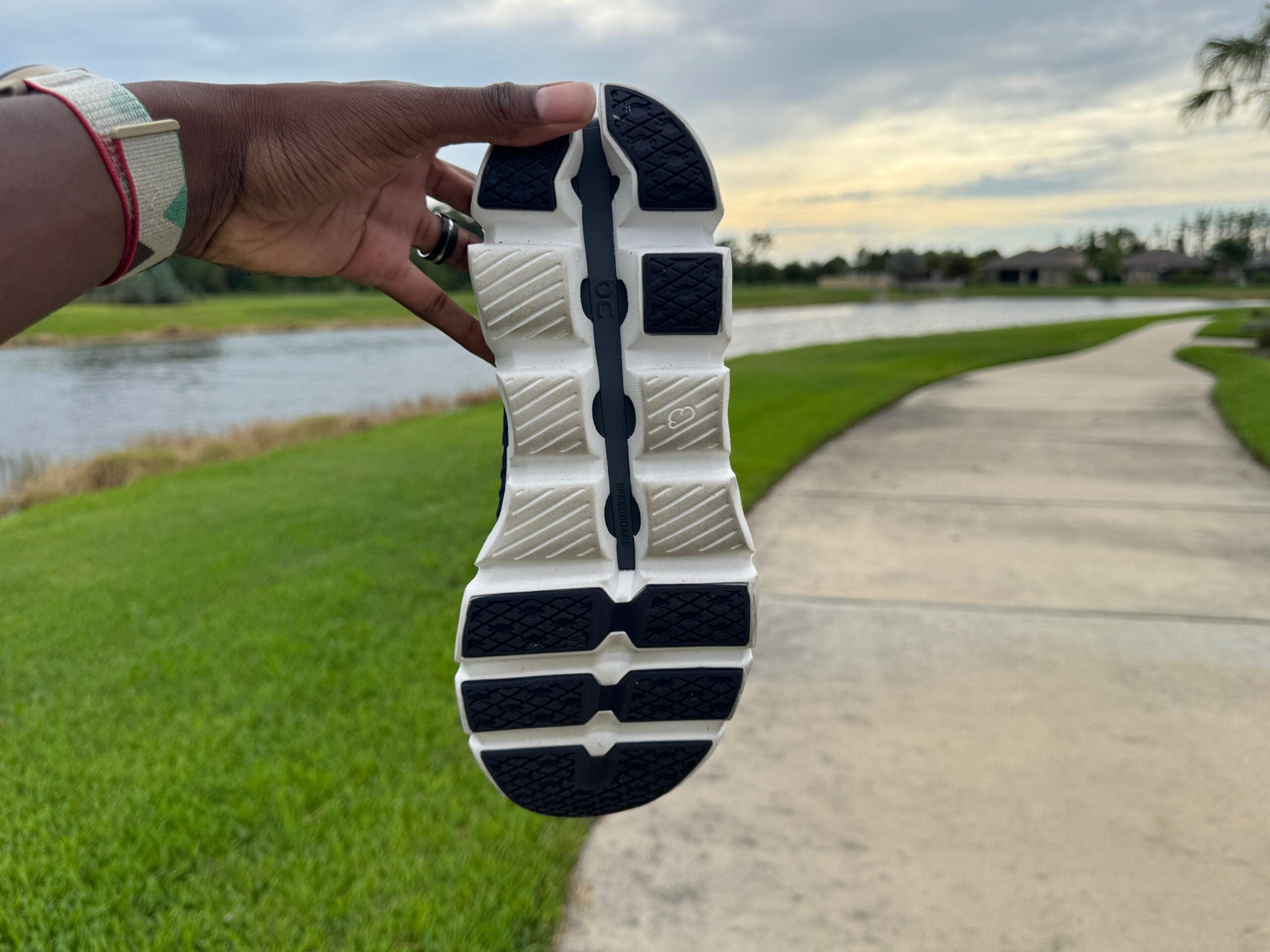 On Cloudswift 4 outsole 