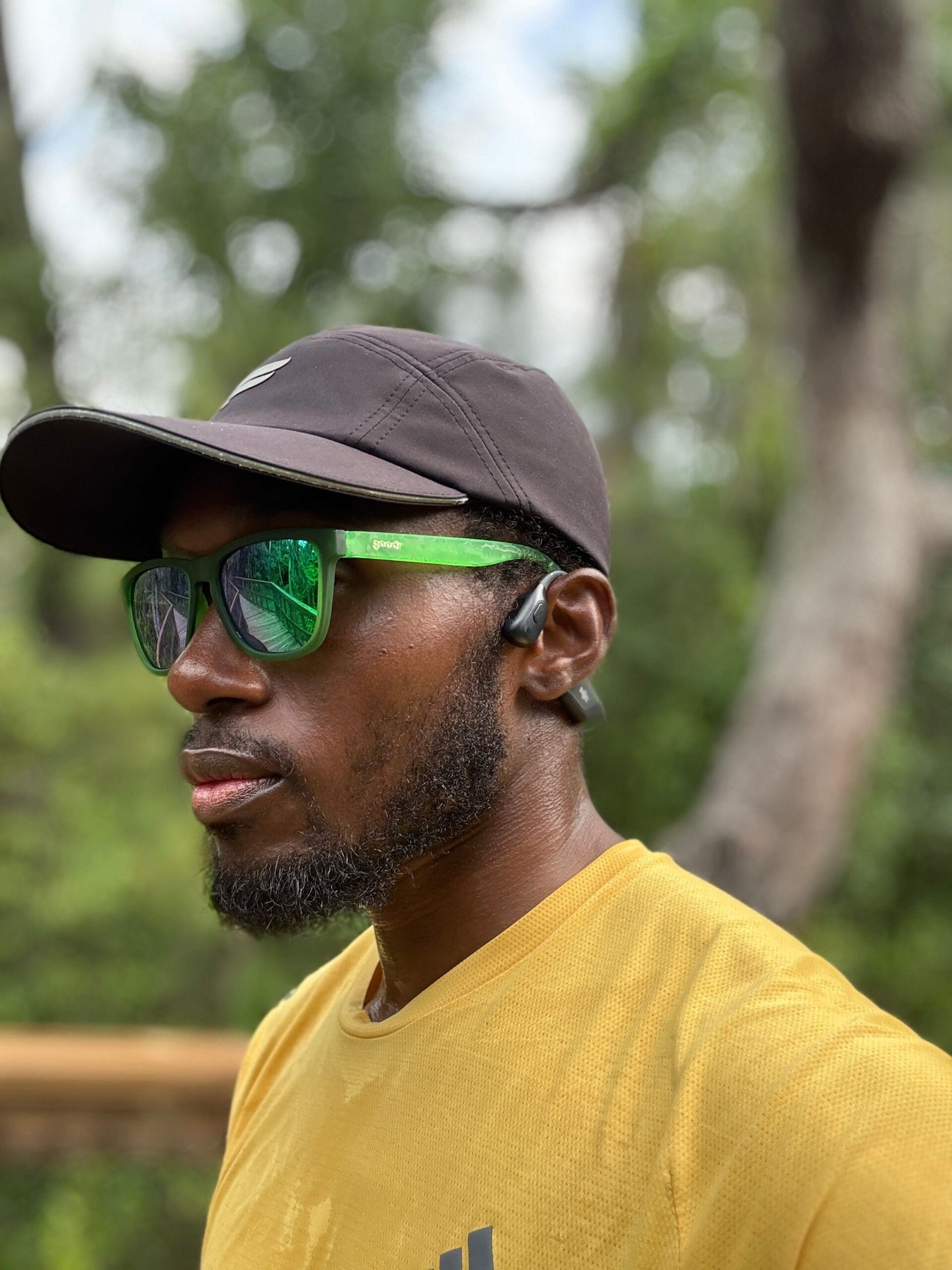 shokz open run pro on runner during run